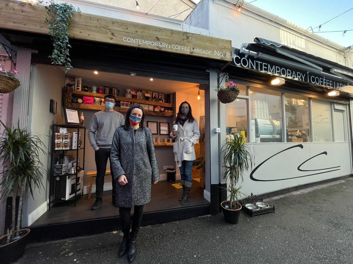 venuesworld's tweet photo. When we heard that Contemporary Coffee was donating 1% of November sales to @PietaHouse we wanted to support them. We are delighted to match their donation &amp; thanks to Rachel Murphy, Director of Fundraising Pieta House for meeting us to receive the cheque.
#giveback #mentalhealth https://t.co/u2sLjEnEGk