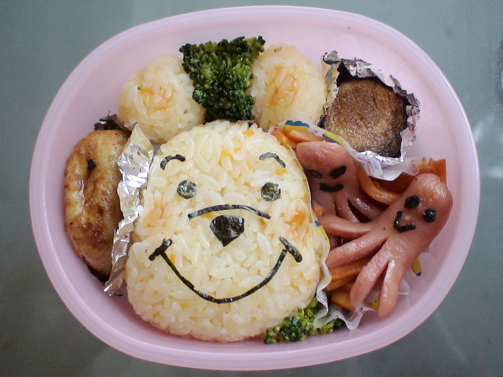 あつもりおん プーさんキャラ弁 キャラ弁2作目で 今見るとだいぶん酷いｗ キャラ弁 プーさんキャラ弁 ディズニーキャラ弁 プーさん T Co 2jbxosdnln Twitter