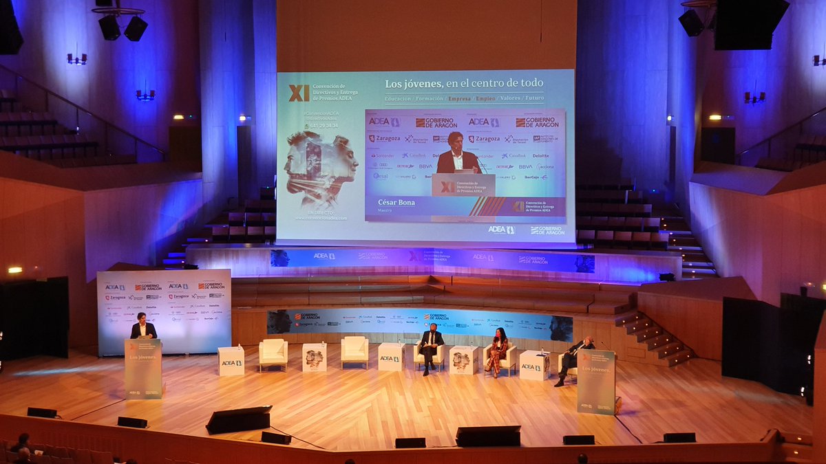 Wanatop's tweet photo. 👥 Hoy estamos presentes en la #ConvenciónADEA que se celebra en @AuditorioZGZ con el lema "Los jóvenes, en el centro de todo".

@alopezbueno está nominado al "Premio ADEA al Emprendedor".

¡Mucha suerte Boss! 🙌 https://t.co/tH1sxQ42dw