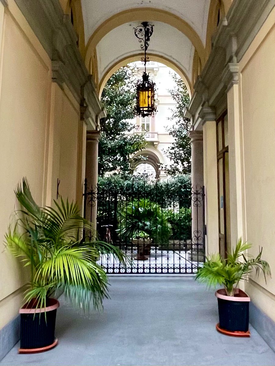 Per la rubrica #andronibellissimi <a href="/ale_alfa9/">Alessandra Favazzo</a> #milano