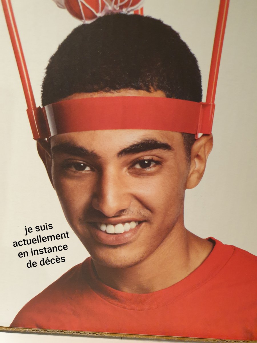 Ganeshdeux's tweet photo. Les photos sur les emballages des objets Flying tiger c'est mon spirit animal https://t.co/z4hiK0Idir