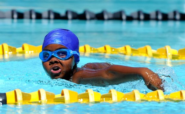 _ArriveAlive's tweet photo. In hot temperatures of Summer - Please pay extra attention to Advice on Swimming Safely and Preventing Drowning https://t.co/IXleSMAAou #ArriveAlive @PCMFSouthAfrica @NSRI  @LifesavingSA   @afriwx https://t.co/6joQuAGWNh