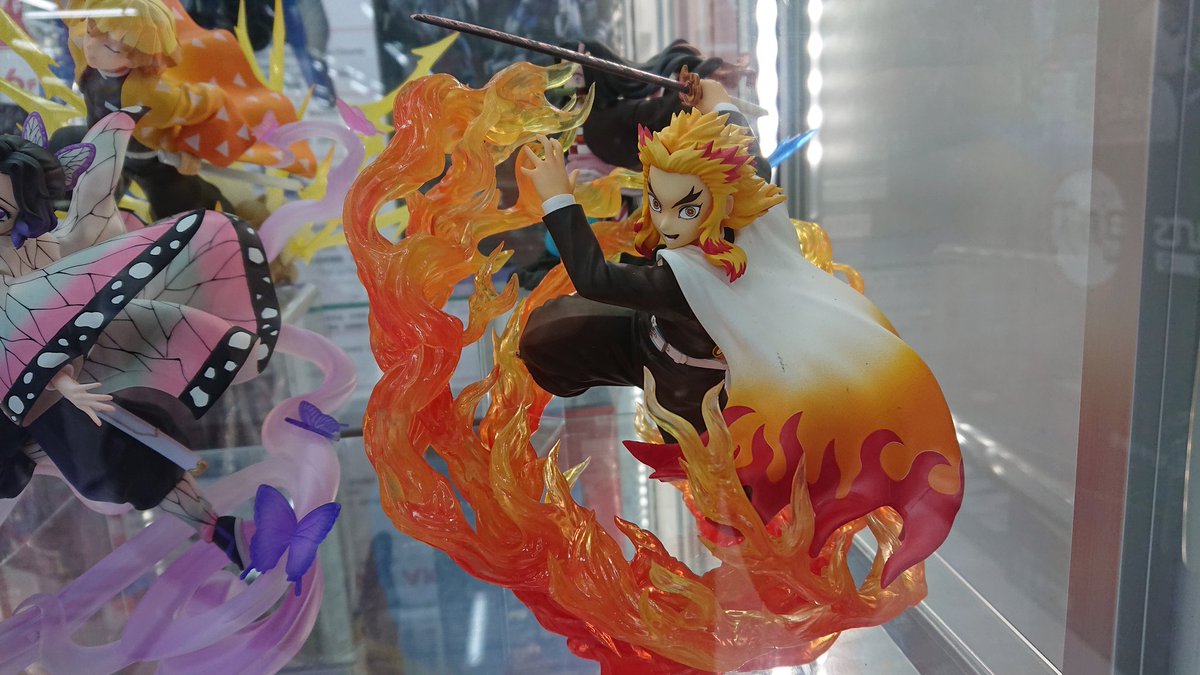 ゲルニカ على تويتر ビックカメラakibaより 21年4月登場予定 フィギュアーツzero 煉獄杏寿郎 炎の呼吸