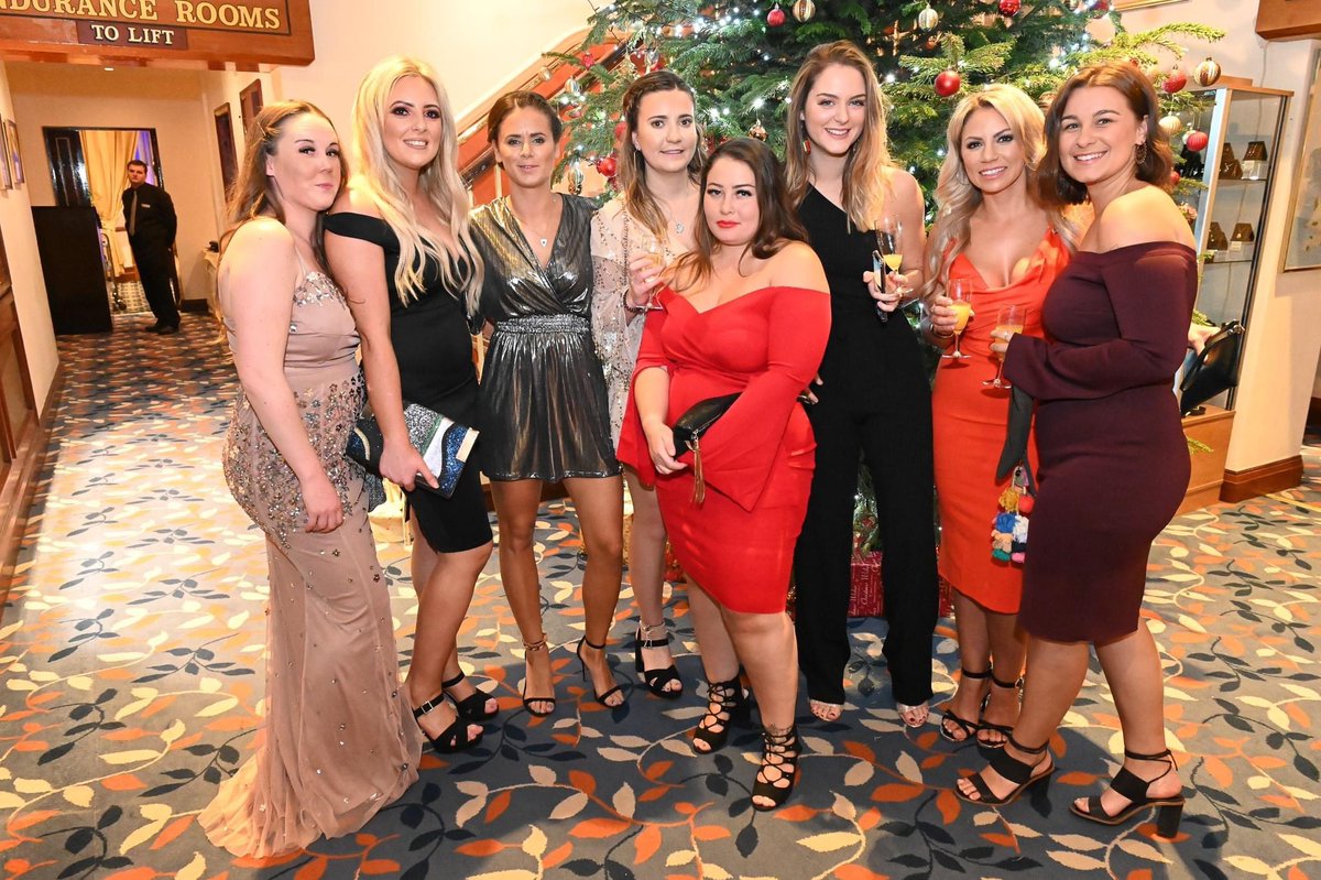 KayleighG1992's tweet photo. No Christmas party this year with my work family 🧡Next Christmas we’ll just have to part twice as hard my a&e family #teamed #emergencydeptxmasparty #NHSheroes #emergencymedicine #christmasparty #Workfamily #workingonthefrontline #Christmas @jemma546_jemma @Bronts93 https://t.co/ui9Tv7fKSq
