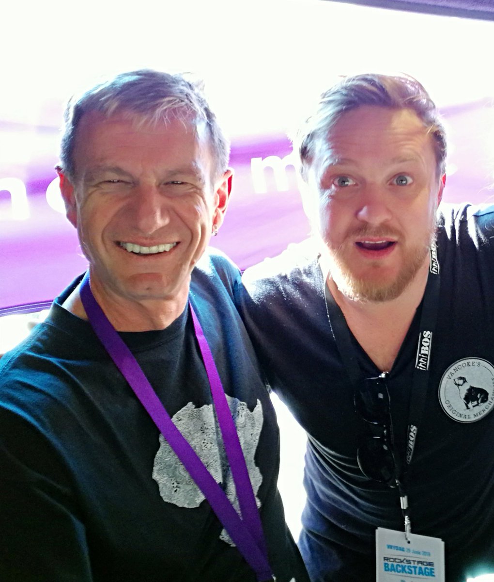 AlexJayZA's tweet photo. Interviewing Francois van Coke shortly on the #WorkZone2
@jacarandafm https://t.co/AS2XKbj6jn