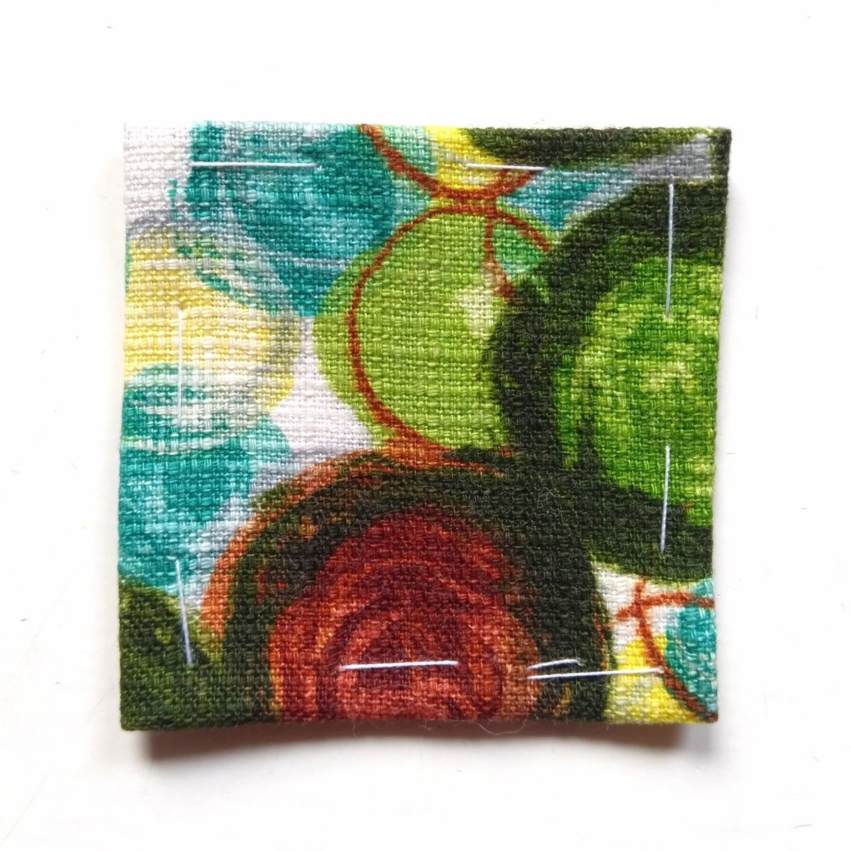puffinpatchwork's tweet photo. Starting a new project - one stitch at a time...
#NewProject #onestitchatatime #handmade #recycling #usingwhatyouhave #Sustainability https://t.co/28nrRJJLm1