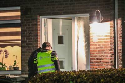 Vergissing bij eerste vuurwerkbom Achterberg: politie vermoedt dat woning buren doelwit was..