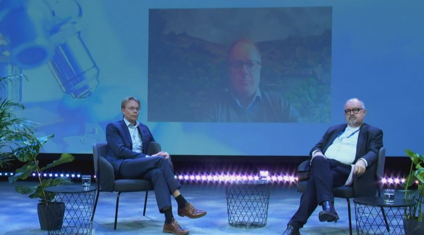 Mitkä ovat terveysalan kasvustrategian #tiekarta pääpointit? Tästä keskustelemassa @mikkoihuuskonen, <a href="/JukkaLahesmaa/">Jukka Lähesmaa</a> ja Mikko Alkio 
#takasvu @mediuutiset