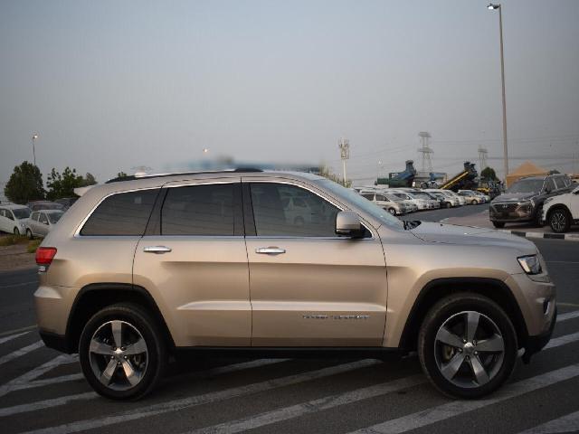 AfricanMachines's tweet photo. #JEEP #CHEROKEE 
Year: 2017 

https://t.co/dVu1nAtTJX

#Driveit #EastAfrica #Africa Joho #MsambweniDecides #Mombasa #Nairobi #Nakuru #Kisumu #Kenya #Uganda #Tanzania #Rwanda #Burudi #Southsudan #Ethopia #Somalia https://t.co/e8uRTDI08L