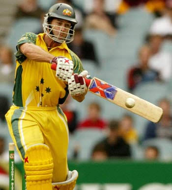 Best Finisher? M.S.Dhoni    Michael Bevan