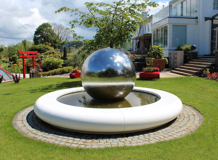 Aqua Corona is a 4m diameter handcrafted water feature designed to create a striking centrepiece in domestic, urban or commercial landscapes. suigeneris.co.uk/grp_seating/sg… #waterfeature