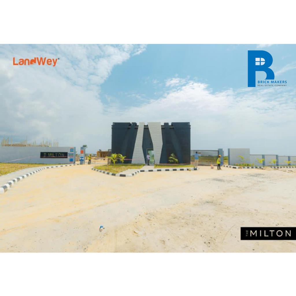 BrickmakersReal's tweet photo. THE MILTON ESTATE 

Location:  Awoyaya

Title:  Governor’s Consent 

Topography: Dry

 Plot sizes: 500 &amp; 300 SQM

 Prices: N21m naira 

Payment Plan: Up to 12 months

Initial deposit: N3M

For Further Enquiries: 
☎️ || Whatsapp...... +2348169777304

Visit: https://t.co/BOx1dDOcaI https://t.co/vMt0Y36fmt