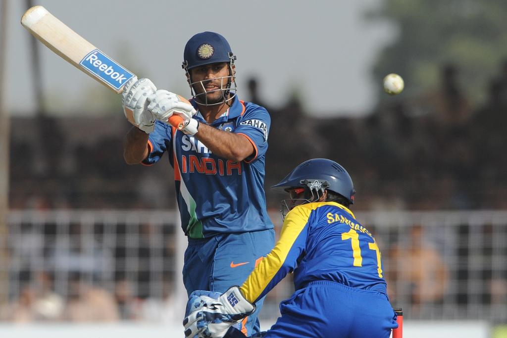 ICC's tweet photo. 🇮🇳 414/7
🇱🇰 411/8

#OnThisDay in 2009, India and Sri Lanka played out a humdinger in Rajkot with India winning the high-scoring game by three runs! 

8️⃣2️⃣5️⃣ runs were scored in the game, the second-highest aggregate for an ODI 💥 https://t.co/gHtHI6hxJx