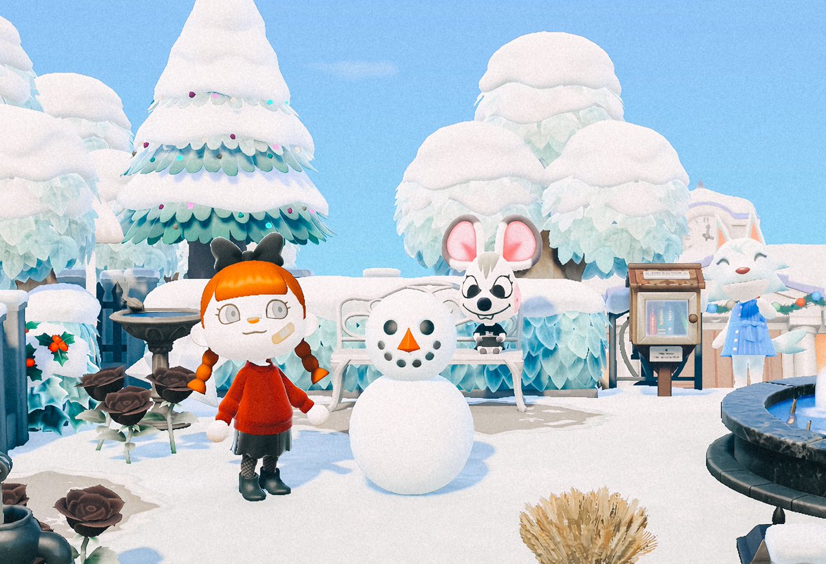kklacrimosa's tweet photo. we have the very first snowboy on bly hollow! ⛄️ bella and whitney are just as excited as I am 🤍 #acnh https://t.co/cKDDZhXXC3