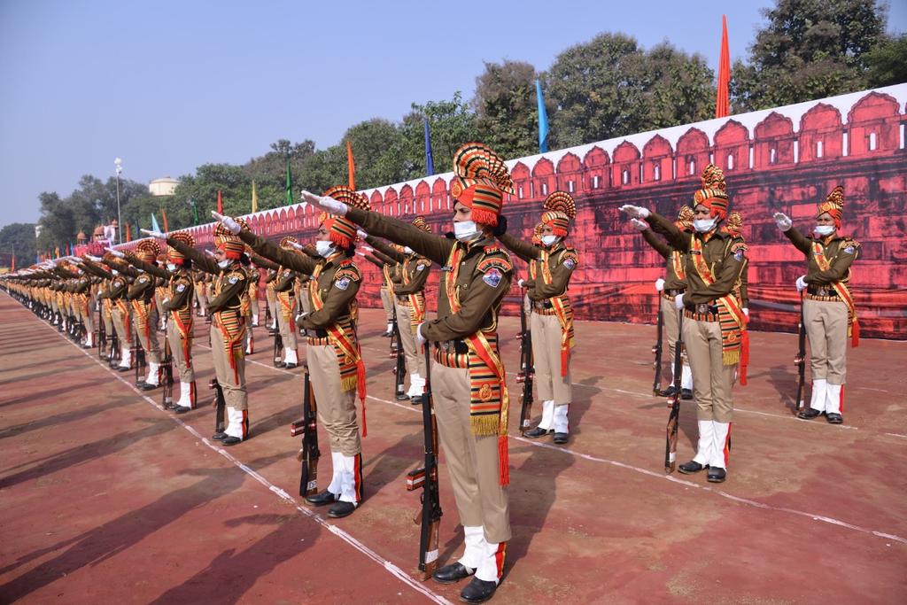 RPF_INDIA's tweet photo. RPF Zonal Training Centre, NE Railway inaugurated in the year 1955 by our Ex Prime Minister Late Lal Bahadur Shastri, had the privilege &amp; honour to organize the Passing Out Parade of the 49th Batch of 350 Lady Constable Recruits on 15.12.20 @arunkumar783 @PiyushGoyal @rpfner https://t.co/EzNcWCN2dH