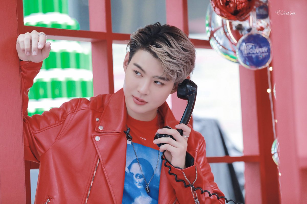 IceSoda_29's tweet photo. 201214

Who is the person that you are willing to call? 

#Saint_sup 
#XmasAroundtheWorld 
#True5GXmasXSaint https://t.co/4V3QzyWA5K