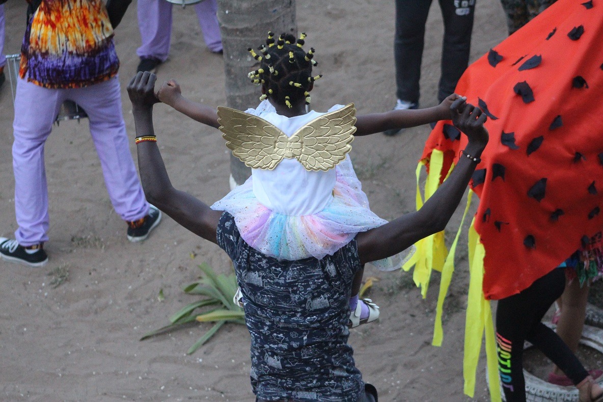 Bonjour! VOUS ÊTES PARENT D'ENFANT(S) AGÉ(S) DE 3 À 5 ANS? VOUS ÊTES INTÉRESSÉ À PARTICIPER À UNE EXPÉRIENCE FUN ET UTILE POUR VOS ENFANTS? Signalez-vous en commentaires et laissez-vous joindre par un membre de l'équipe de Kër ImagiNation !
