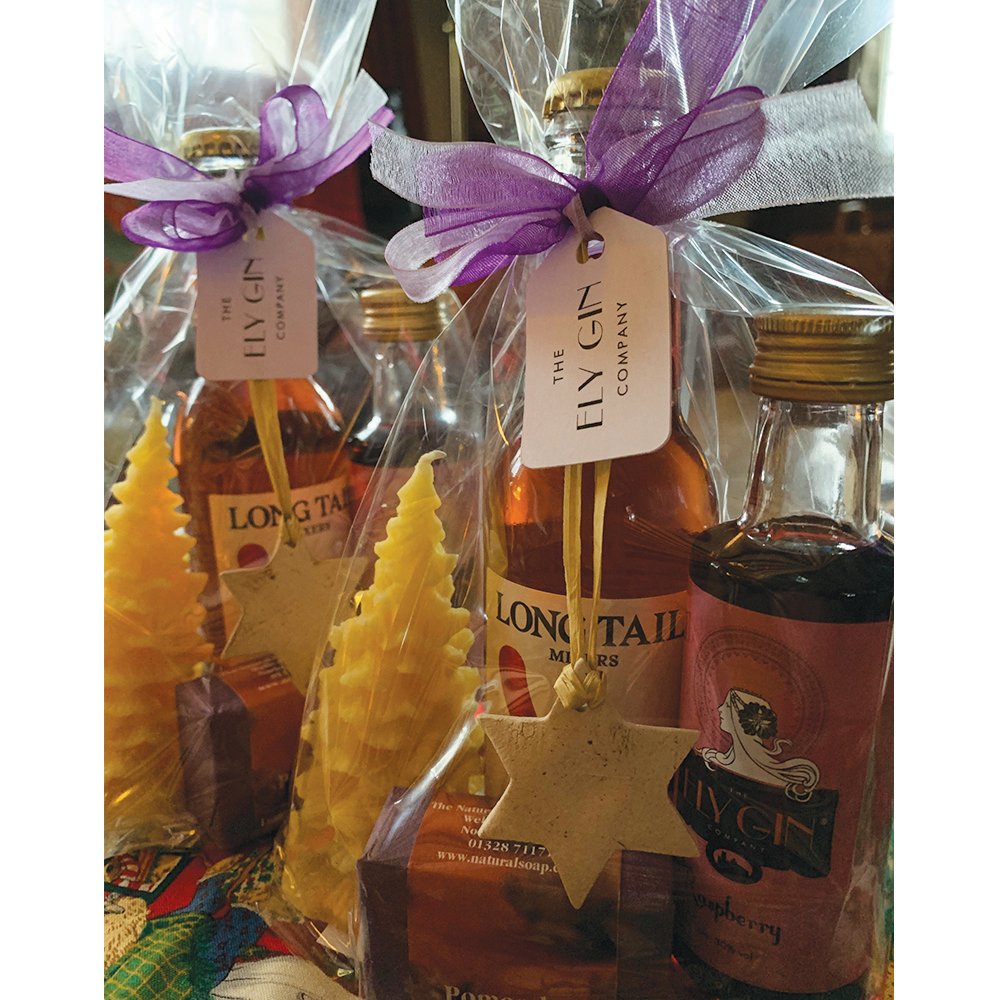 blended_monkey's tweet photo. Check out these beautiful Christmas packs from The Ely Gin Company Ltd - great 💝
#elygin #lovegin #shopsmall #shoplocal #elyshops https://t.co/PH4IkoazPG