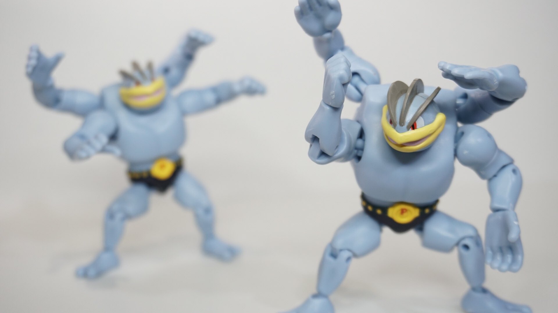 まちゃ 毎日ガチャ 掌動ポケモン4のカイリキー 500円なのに最強に遊べませんかね 多腕のムキムキイケメンの可動フィギュアが500円凄くない T Co 43ewtzy0cj Twitter