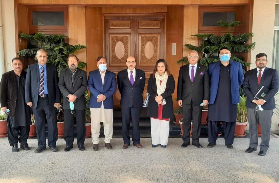 TabindaFay's tweet image. Impressed by the vision of President of AzadJammu&amp;amp;Kashmir, and Prime Minister&apos;s commitment for women empowerment and dynamism of the Minister and Secretary of Population Welfare. Pathfinder Int. looks forward to creating synergies for RH with the aim of #UniversalCoverage