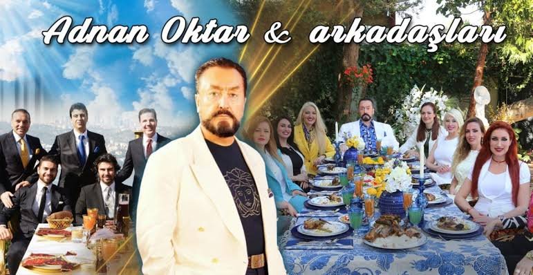 FerdaOzcn's tweet photo. Adnan Oktar ve arkadaşlarmız medyayı elinde tutan Deccal İngiliz derin devletinin iki boynuzu ateizm ve yobazlıkla mücadele etti. Sevgiyi hakim etmek istedi, edeceğiz İnşaAllah 
Algıyla SuçOluşmaz! https://t.co/2qVnaeHDO2