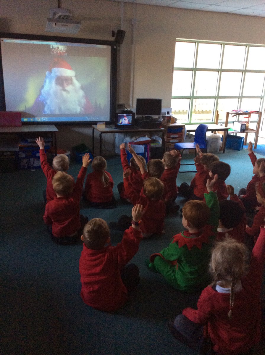 WymeswoldPS's tweet image. We have all just had the most important zoom meeting of the festive season because it was with SANTA! The great man joined us all the way from the North Pole! Rudolph dropped off presents in classrooms and there was even SNOW! Thank you Santa and all of your elves🎅 ⛄️ ❄️