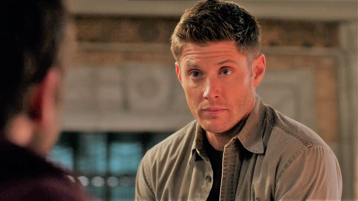 Dean chooses Sam over Castiel (2/3)Gadreel: If Сas stays I am afraid I will have no choice but to leave.Dean: No, you can’t. Sam's not well enough. If you leave his body...G: I know. I’m sorry.Dean tells Cas to leave even angel has no powers #supernatural   9x03
