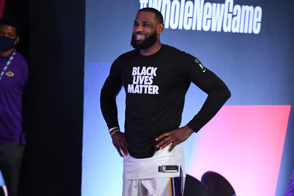 BleacherReport's tweet photo. LeBron James Family Foundation announces it's opening "House Three Thirty" in Akron 🙏

The space will include a variety of services:

‒Financial-literacy advice
‒Job training
‒Recreational activities for Akron youth https://t.co/rlMk2aKW2a