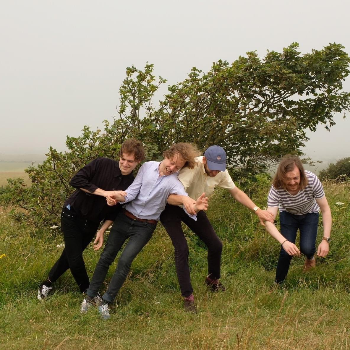 As promised here’s today’s show, loads of ace tunes on it! 

Tunes from: The New Birth, Maggie Gently, George Maple, Aoife Nessa Frances, Ed Dowie, Yves Tumor, The Comet is Coming, The Manhattan Love Suicides and The BV's

Listen here: mixcloud.com/BasementSceneU…