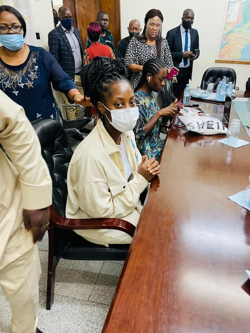 cbngov_akin1's tweet image. BREAKING NEWS 
@Omah_Lay &amp;amp; @temsbaby have been FREED and HANDED OVER to the NIGERIAN MISSION in Uganda.

They will soon come back but they are SAFELY at NIGERIA HOUSE. 

Thanks to @nidcom_gov, @abikedabiri and Nigerian Consul in Uganda.
#FreeTemsAndOmahLay #FreeOmahLay #FreeTems