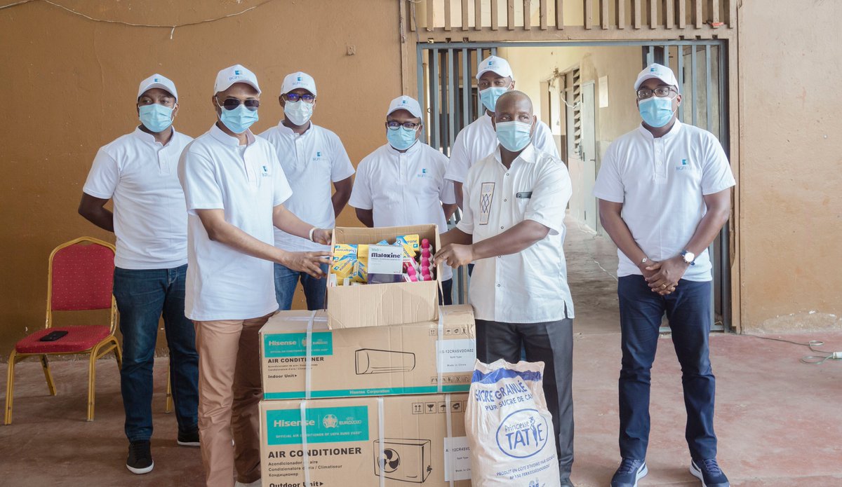 BGFIBankCI's tweet photo. Revivez le #BGFIDay2020 à Abidjan où #BGFIBankCi a encore exprimé sa solidarité aux travers de plusieurs dons offerts à l'Institut des aveugles de Yopougon. Ce fut une belle journée riche en émotion. Vivement la 7ème édition!
#BGFIBank #Solidarite #Partage #BGFIDay https://t.co/BuWb9NBnBv