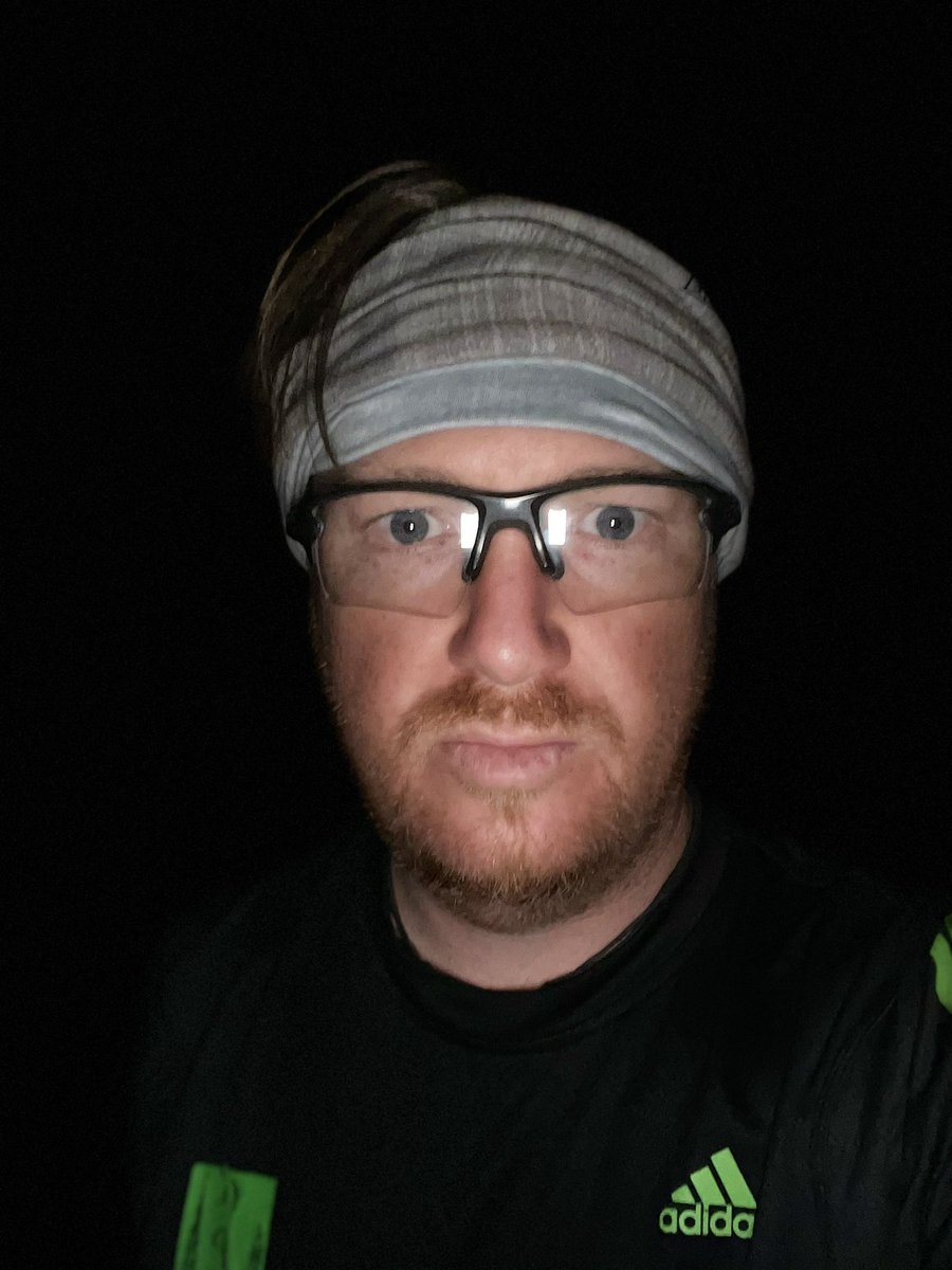 MrAndiPrice's tweet photo. #Advent5km is pushing my selfie 🤳 skills to the limit!

Day15 75/45km 

#Adidas #Garmin #FBiL #TriDubai #Cervelo #Oakley #Tacx #Goodyear #Apple #ChallengeRoth #2XU #Stryd #Strava #Zwift 🏊‍♂️ 🚲 🏃‍♂️ 

@MrSteveKavanagh @runandrant @L_Farquhar_IB @MrsWraithmell @NathanSadler5 https://t.co/YEYnvBgHla