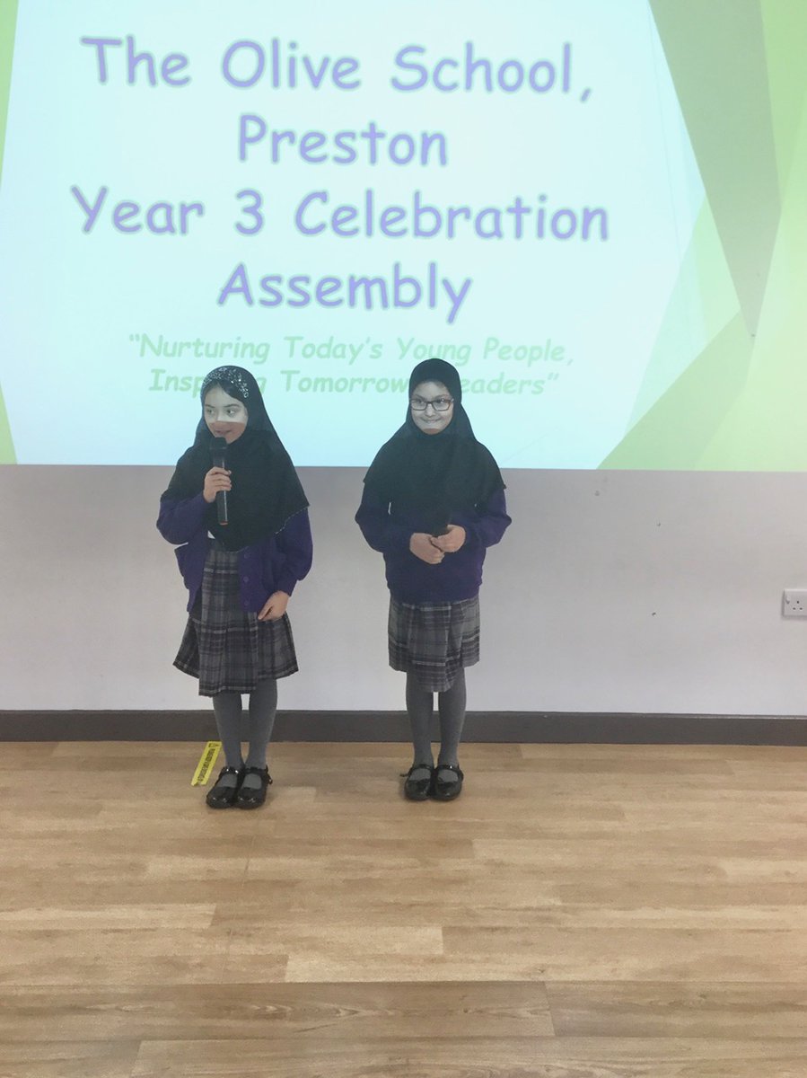 olive__preston's tweet photo. Year 3 end of term Celebration Assembly! Well done to our Superstars! #Celebrations #AchievementAwards #AttendanceAwards #BehaviourAwards #BronzeAwards #Presentations #Leaders #Ambition #WeAreSTAR https://t.co/z2I3HHVxMB
