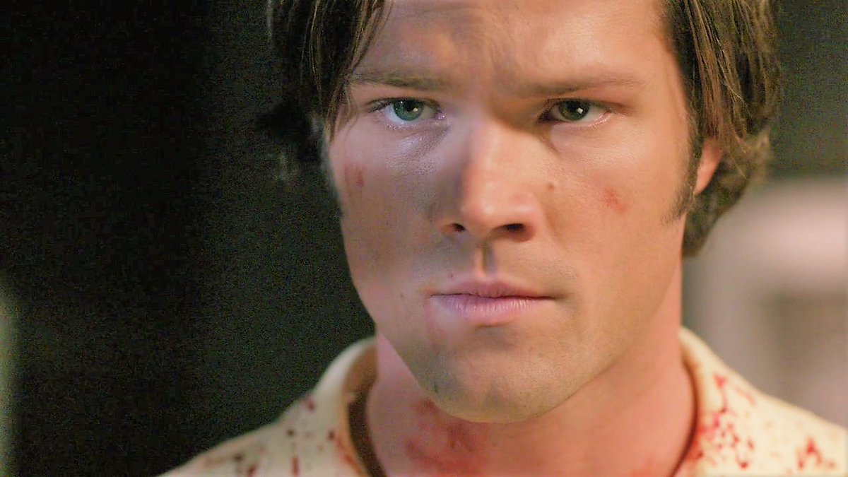 Dean chooses Sam over career.Sam tries to persuade Dean to start hunting together. Dean refuses at first.Dean: You don’t know me, pal. You should go.Later Sam quits, Dean does the same. He chooses Sam again, without even knowing that Sam is his brother. #supernatural   4x17