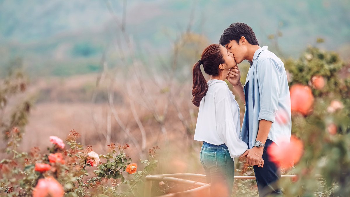 Markpprin's tweet photo. ฝากติดตามบทสรุปความรักของพี่อาทิตย์และวันฟ้าใหม่ด้วยนะครับ 

#ตราบฟ้ามีตะวันตอนจบ https://t.co/T0BWQW6k55