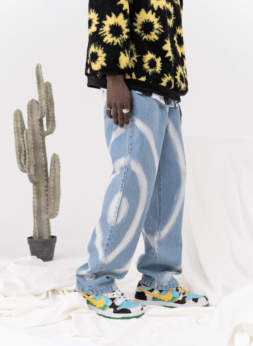 CoppingZone's tweet photo. High-End Streetwear Marketplace
🌎 Worldwide Shipping

Shop here: https://t.co/aTpuNXyGMY https://t.co/mluIKxBCgb