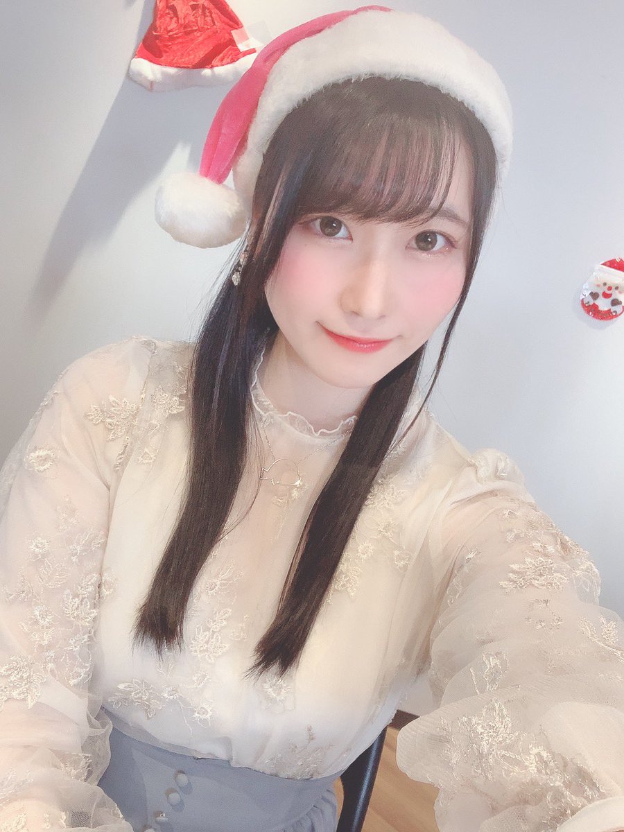 今日のサンタさん ピンクの帽子でした ながえゆあ のイラスト