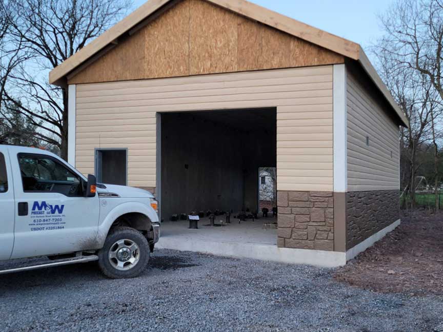 easiset's tweet photo. Perkasie Regional Authority enlists expertise of M&amp;W Precast to expand their water service with the installation of a new Easi-Set water booster station building. https://t.co/gQiIl4atp4  #water #precast #concrete #construction #Pennsylvania #utility https://t.co/TKwBFtNwz6