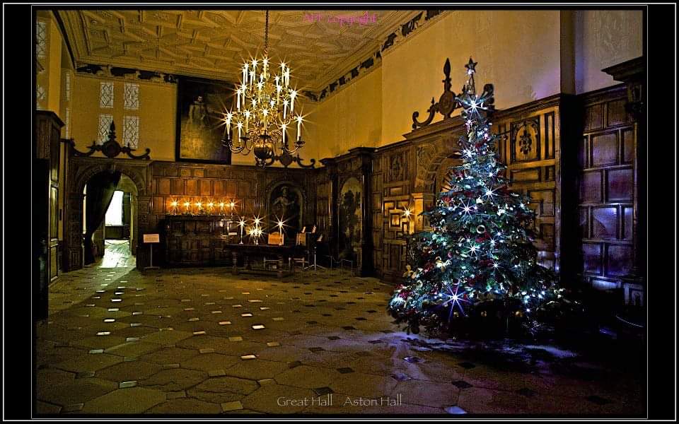 gumkenth's tweet photo. @rowerachel6 @Chris_Rice1965 @RosieSBarker @McArdleJaney @debooirene Right about now we'd have been in the midst of Aston Hall by Candlelight! #memories #communitymuseums #teamwork https://t.co/PLKYTeFeeF