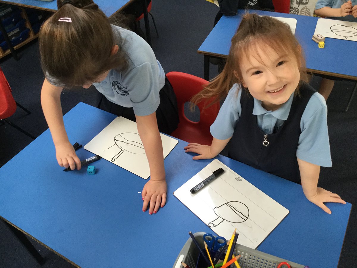 kfinchclass's tweet photo. We’re celebrating Christingle today. We played a fun Christingle dice game. https://t.co/zI6KynjKBj
