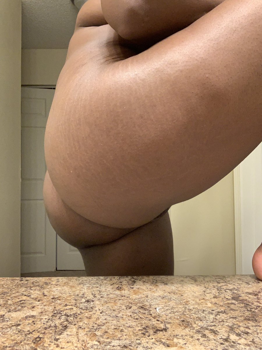 xoina8's tweet photo. All natural #EBONYASSWORSHIP #ebonywomen https://t.co/fqMUHKGu78