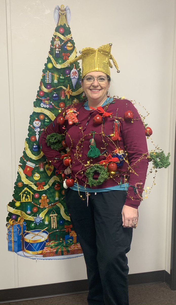 j_arcuri's tweet photo. #uglysweater #kdepride Mask and sweater light up! https://t.co/uDVdgf3CBE