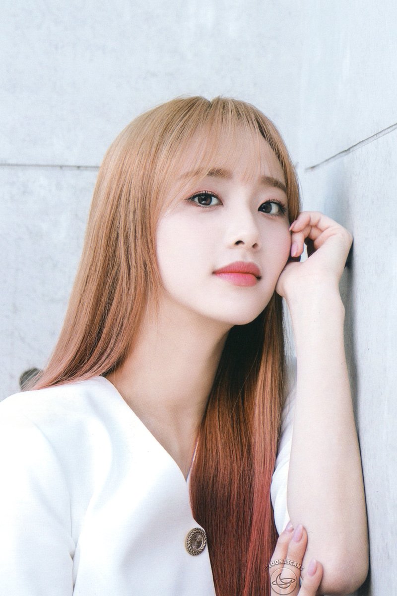 12:00 Album Scans » Version D - Chuu