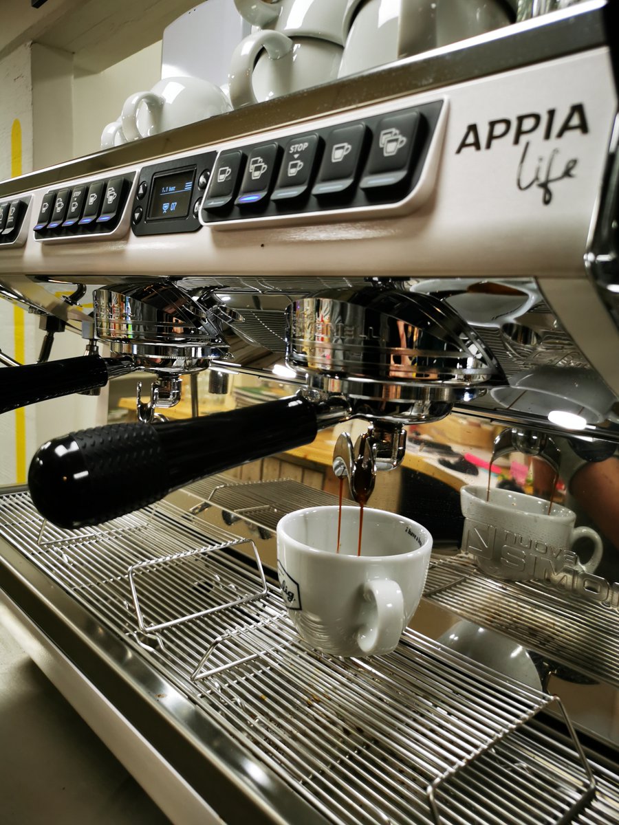 nuovasimonelli's tweet photo. High performance matched with ergonomic design. Spend #ADayWithAppiaLife at Kaapelitehtaan Konttori in Finland! 🇫🇮 Browse the gallery to see #AppiaLife shine in a shade of white🤍 https://t.co/LYkfH4SrbM
