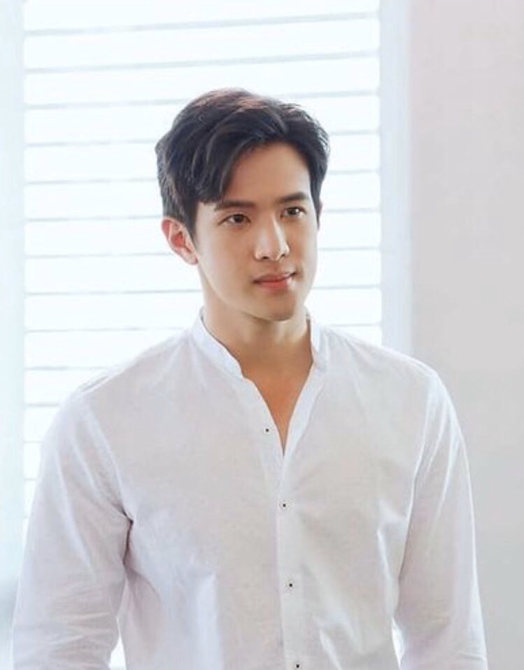 AnThekop's tweet photo. คุณวาริธ หล่อมาก  #สองเสน่หา #TheUnidenticalTwins ปีหน้าจ้า #MakerFamily ภาพโดย #PRMaker  cr.@maker_family #เจมส์มาร์  #jamesma https://t.co/vRDmdiOAdJ