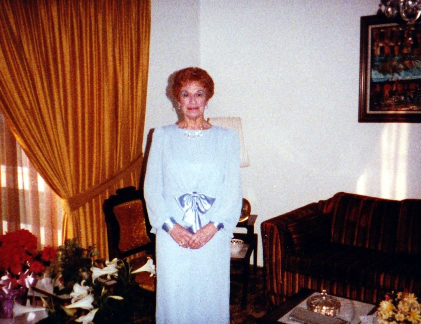 In 1973, Mary Tinney became Ireland's first ambassador when she was appointed Ambassador to  #Sweden. She subsequently served as Ambassador in  #Belgium and in  #Kenya.4/6 #IrishWomenInHistory  #NollaigNamBan