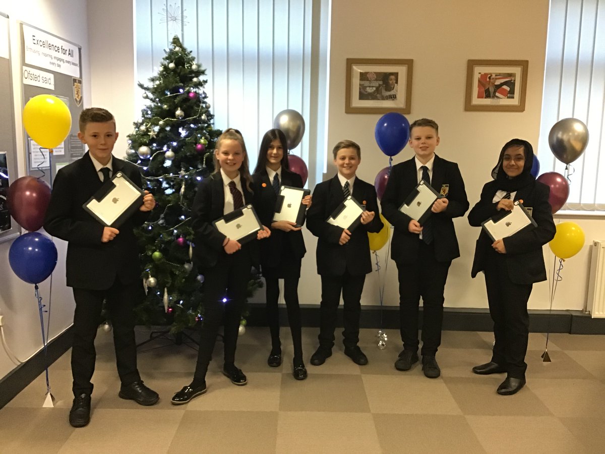 Windsor_Tweets's tweet photo. "This is the best school in the world" and "my iPad looks so beautiful...". Just some of the quotes from our year 7 students today. What a day to remember for our #year7. π #iPadsForLearning #technology @winacadtrust https://t.co/ruYaEFjLi2