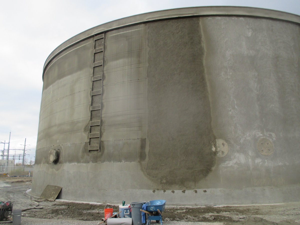 WendelCompanies's tweet photo. #ConstructionWatch - Construction on the @ECWAuthority Ball Station North Tank is starting to wrap up for a winter shutdown. Covercoat application has stopped in preparation for shutdown and winterizing measures have started. #ECWA #water #resiliency #ThinkWaterThinkWendel https://t.co/k2uqB5WY7r