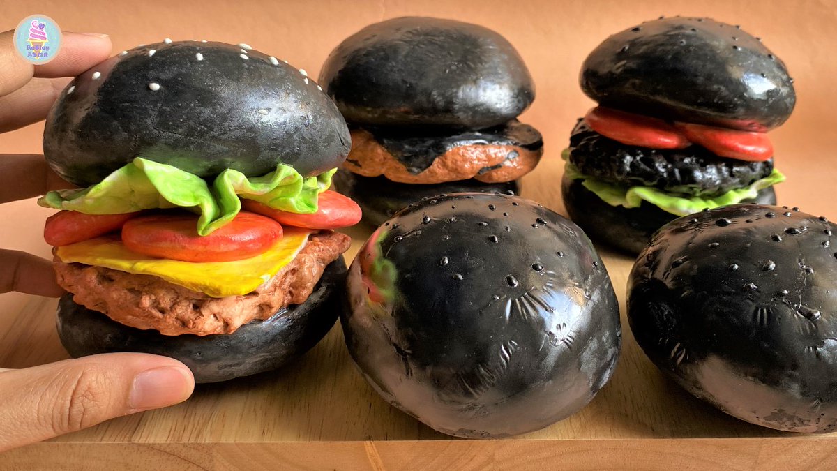 Black Hamburger Clay cracking video
▶ youtube.com/watch?v=Ug9XUR…
#Hamburger #claycracking #slime