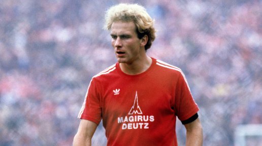 SamirLBenSassi's tweet photo. #eFootballPES2021 #myclub #Rummenigge #goals #easygoals #OP #5thspin the state of myclub atm https://t.co/YZAfoBhEFo https://t.co/V1xoNAxFNB